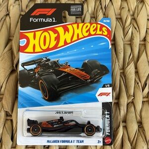 McLaren Formula 1 Team Hot Wheels Racer F1 Race Car HotWheels Formula1 Racing 🆕